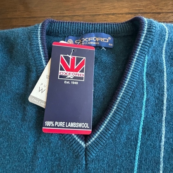 NWT Oxford 100% Lambswool v-neck men's sweater with retro design size EU44 - Picture 9 of 14